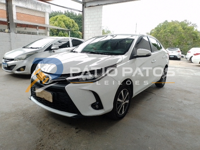 TOYOTA - YARIS SA XLS15 2024/2024; BRANCA; ALCO.GASOL