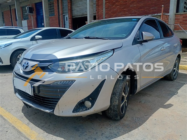 TOYOTA - YARIS SA XLS15CNT 2019/2020; PRATA; ALCO.GASOL